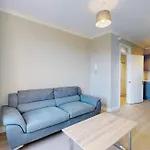 1 Bed Apartment In City Centre