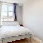 1 Bed Apartment In City Centre