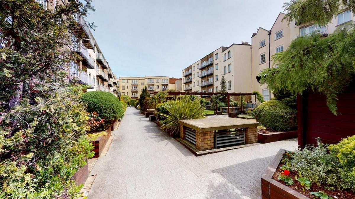 1 Bed In Centre * Dublin